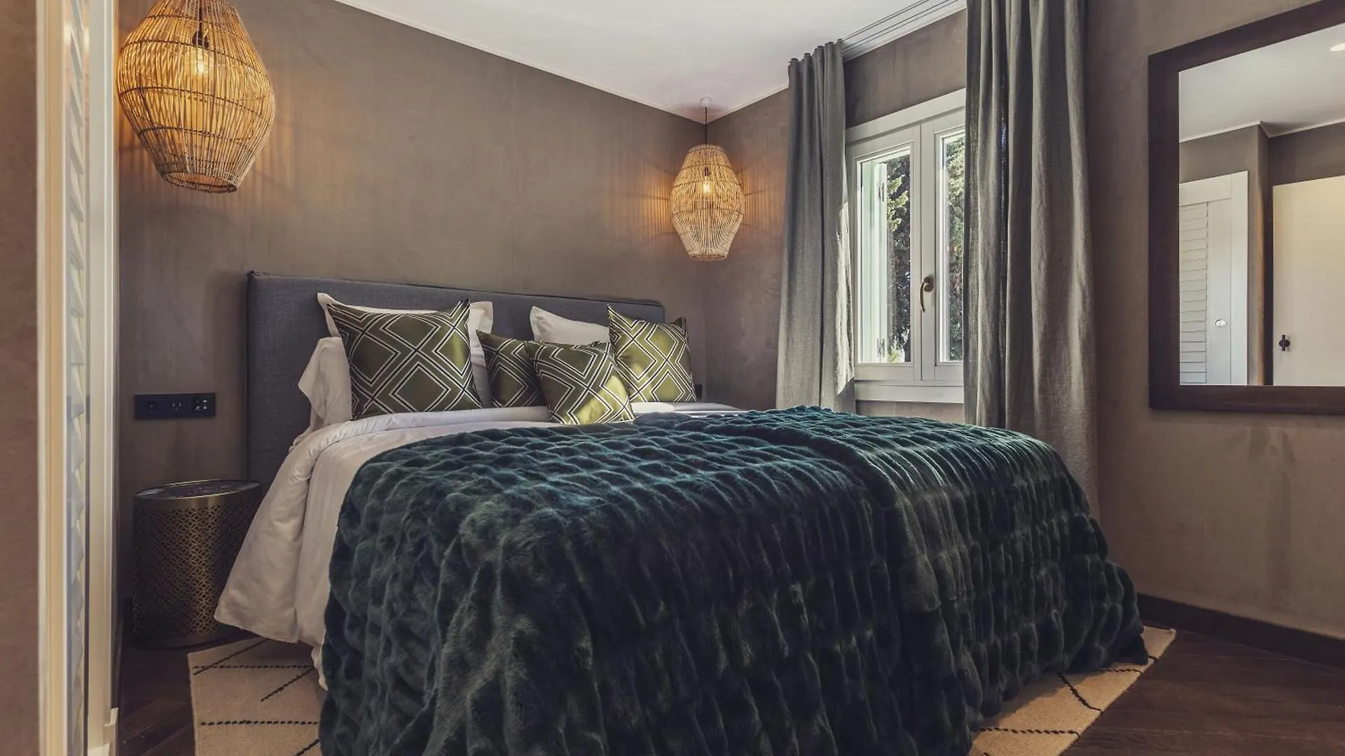 Hotel Boho Club Marbella 5*,  Spanien